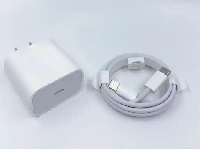 苹果原装数据线(苹果原装数据线支持多少w)-好运到操作系统网