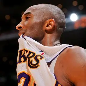 科比纪念网(高清‖宠粉丝)头像