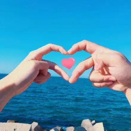 爱情的句子唯美短句发朋友圈很暖心很有爱的句