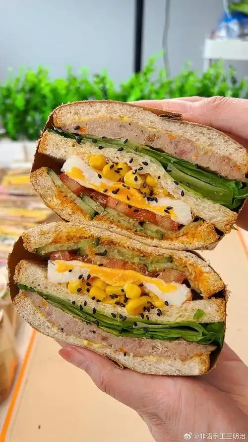 每一天都在很用心的做三明治,虽然单量很少,但很稳定,希望更多人可以