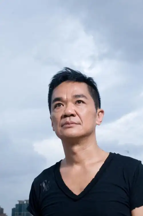 有故事的声音彰显人生经历《这便是一转眼》黄光亮