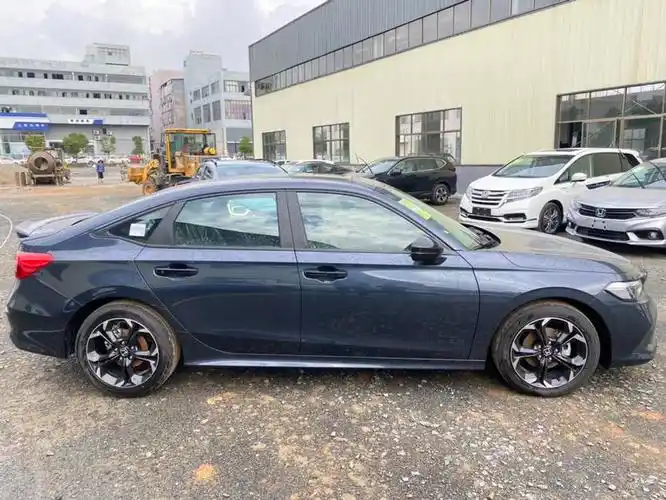 第11代燃动暗金蓝提车_思域车友圈_懂车帝