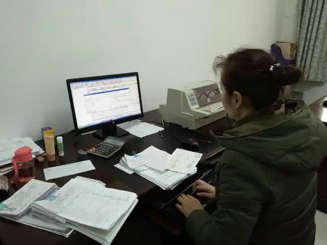 局办公室2月8日工作动态