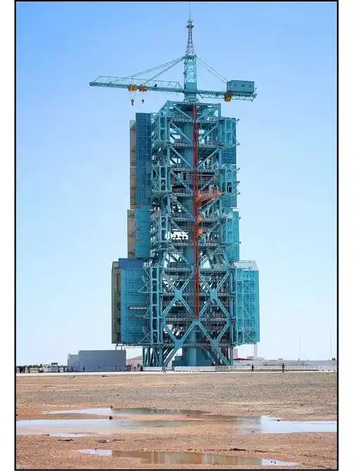 我拍酒泉卫星发射塔