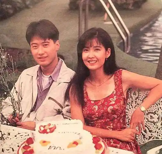 一组周慧敏的老照片曝光,一定有你没见过的_刘青云_郭蔼明_张国荣