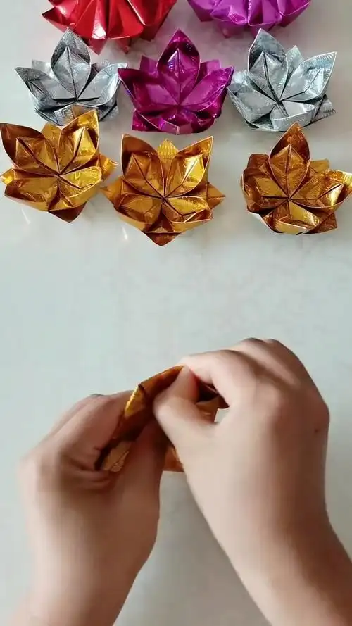 莲花折法莲花折叠教程镭射纸叠元宝