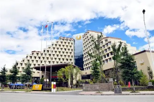 林芝五洲皇冠酒店