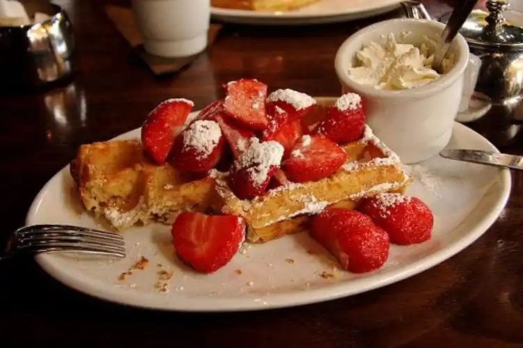 高逼格甜品店加盟老港记港式甜品图