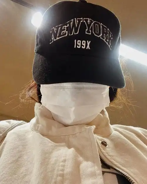 戴口罩自拍变美小心机!掌握了朋友圈c位就是你!__财经头条