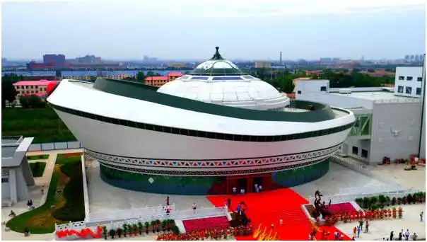 蒙亮民族风情园