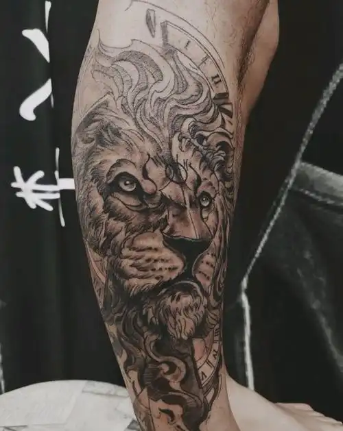 狮子纹身图片_腿部纹身图案