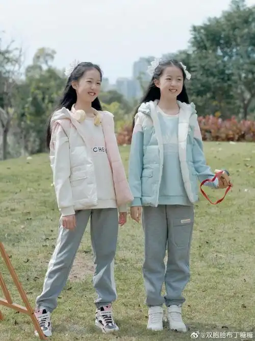 斯凯奇童装##斯凯奇童鞋 ##小学生穿搭##双胞胎 ##布丁糖糖##