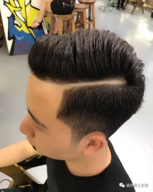 今年男发流行"一边倒"