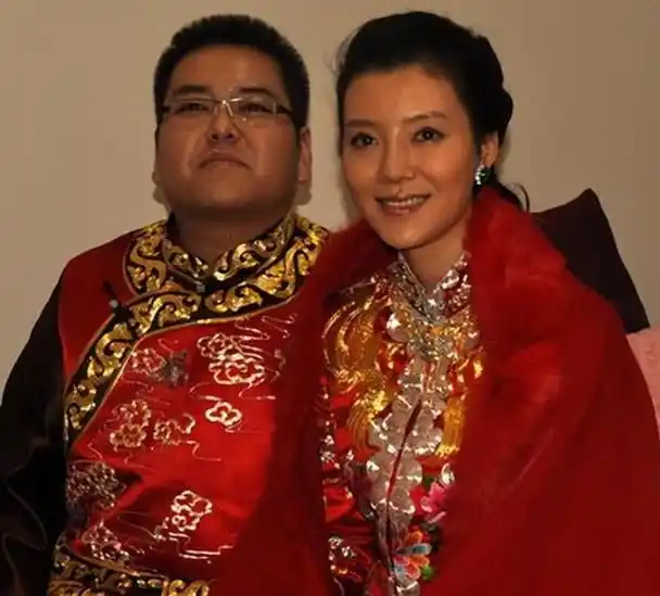 回顾王丽云深夜悲痛发文:好孩子你没有离开,你活在我们心里