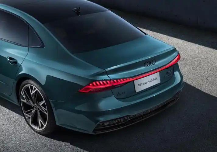 十大外观最漂亮的轿车(公认适合女生开的高颜值车型) 第3张