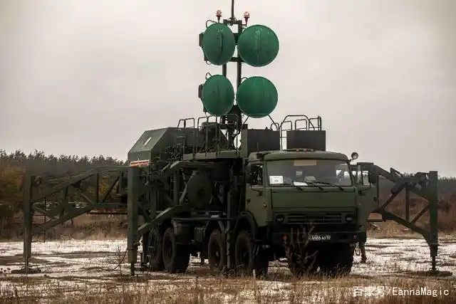 女特种兵-无人机-坦克-雷达车-军舰