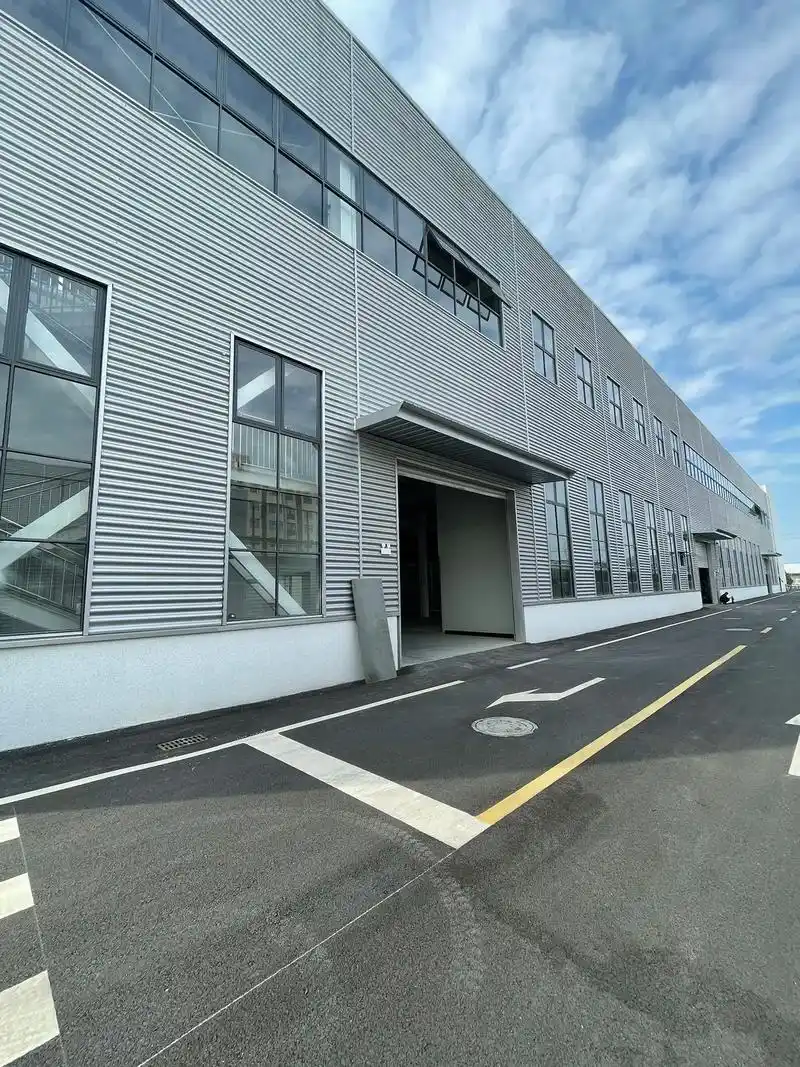 河沥开发区双层钢构厂房出租.每层面积3000平,行车已安装, - 抖音