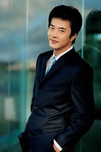 他因车诚俊角色圈粉无数,众迷妹都期望成为女主角