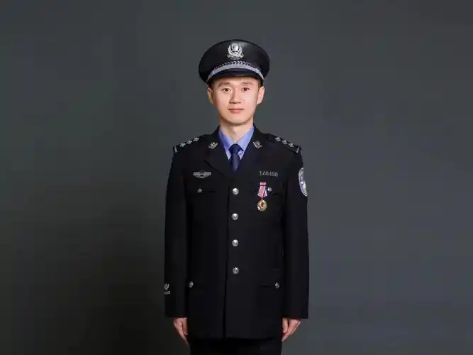 庆祝中国人民警察节长春好人公安业务标兵技侦支队王妍网安支队王永军