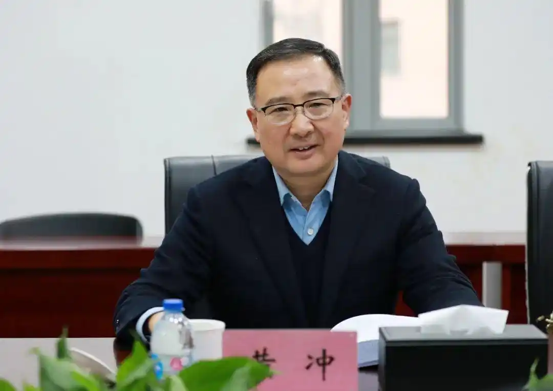 黄冲局长赴市退役军人服务中心调研指导工作