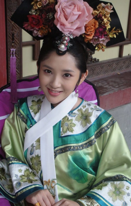 甄嬛传:都是贵人,曹贵人狠毒,富察贵人没心机,只有她生活最好