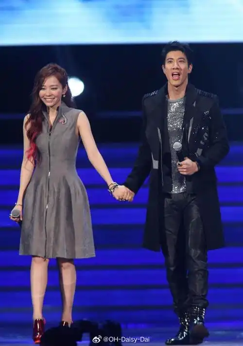 张靓颖巡演嘉宾王力宏##王力宏##王力宏张靓颖再唱另一个天堂