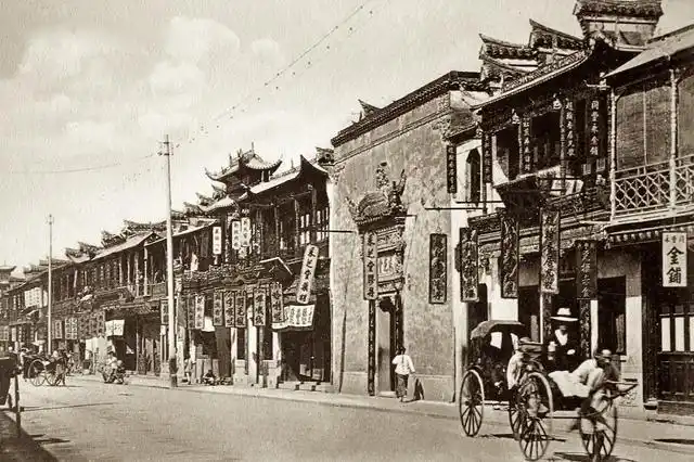 老照片:1920年的上海,很中国化很繁华的城市