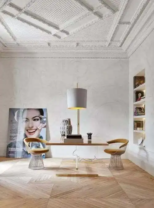 客厅顶面精美石膏线装修效果图