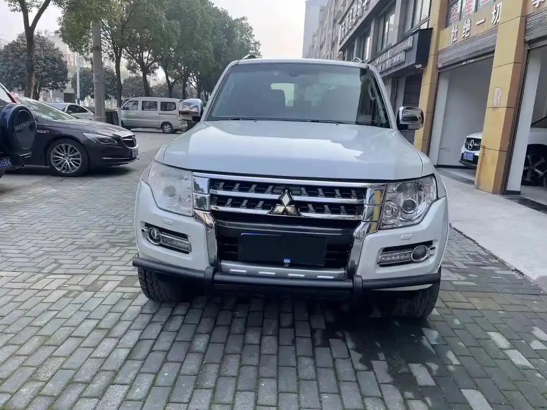 拿下[庆祝]15年5月山猫三菱帕杰罗,3.0中规顶配版