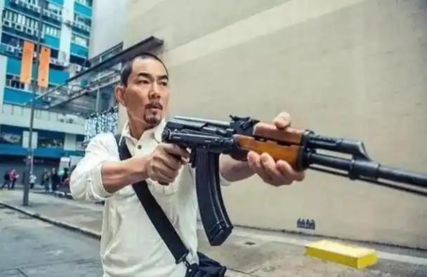 回顾《插翅难逃》豪哥变化太大,阿勋无戏可拍