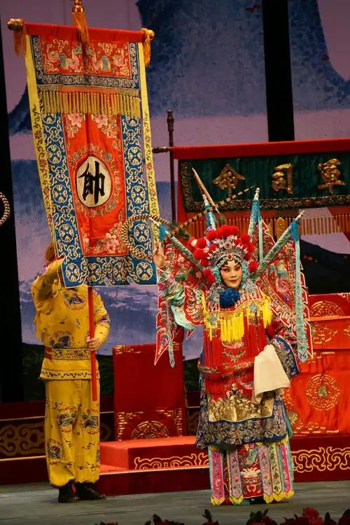 看戏留念 / 河北梆子《穆桂英挂帅》