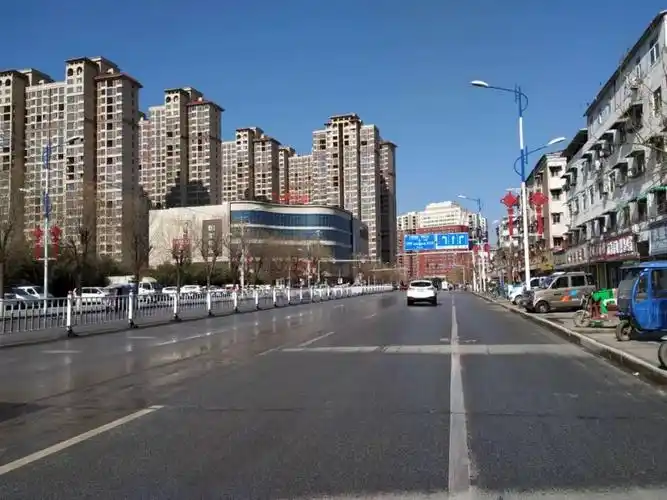 这是前几天的汝南汝南街道开始排起了长龙告诉你一个好消息:一起努力