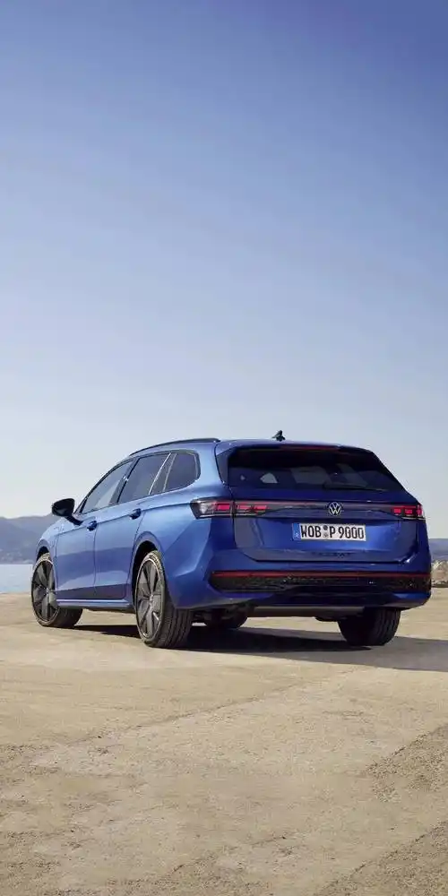 大众推出2024款帕萨特蔚揽,起售价36万!_搜狐汽车_搜狐网