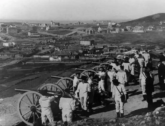 外国列强入侵下的清末老照片,每一张都见证了落后之下的耻辱