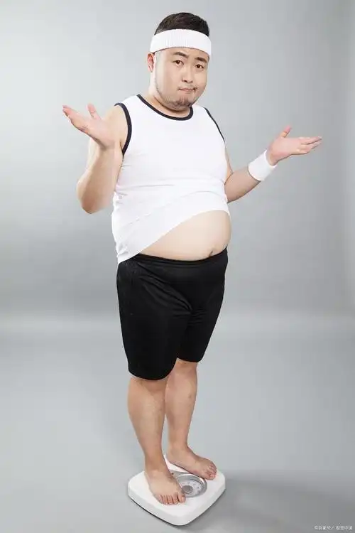 人到中年易发福,千万别忘了锻炼身体