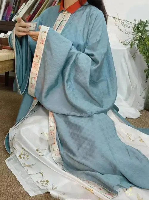 明制竖领对襟衫一整个就是优雅又文气