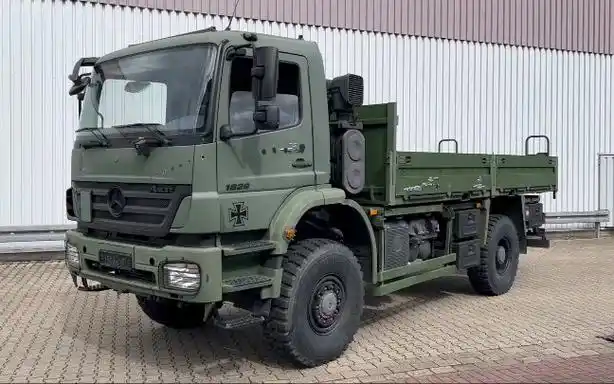 奔驰axor 1829 4x4军用卡车