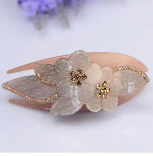 中年妈妈头饰大号盘发鸭嘴夹子镶钻 横抓发夹女士简约发卡子 浅绿色