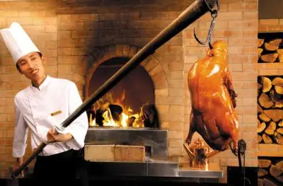 地道北京挂炉烤鸭落户大连香格里拉