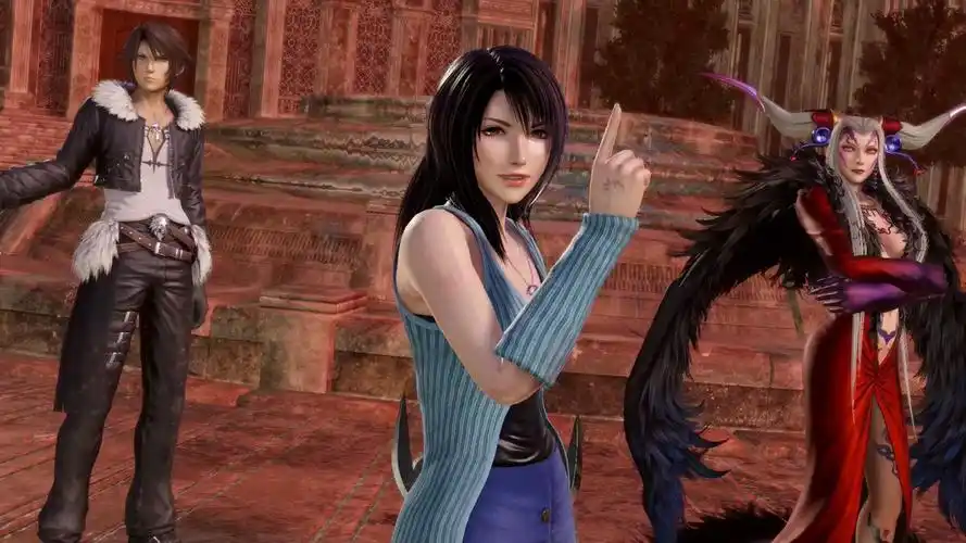 一直稳居女神榜的前三,人气甚至比《最终幻想7》的两大女主角