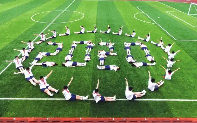 小学生拍摄创意毕业照