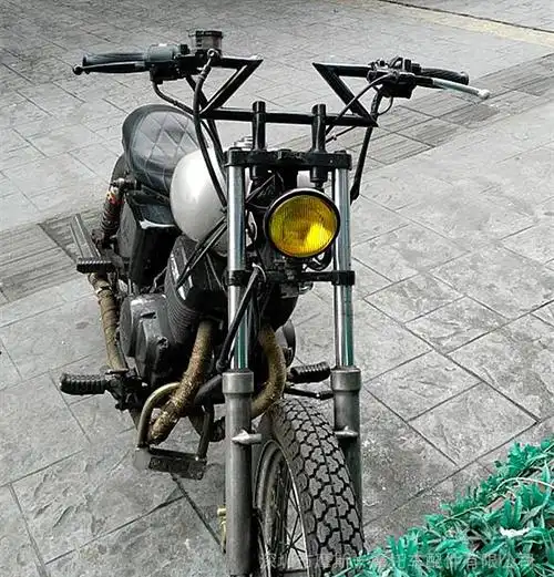 复古摩托车改装配件闪电车把哈雷巡航太子22mm龙头方向把改装手把