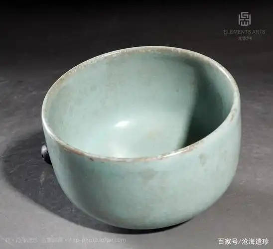 仿汝窑天青釉碗