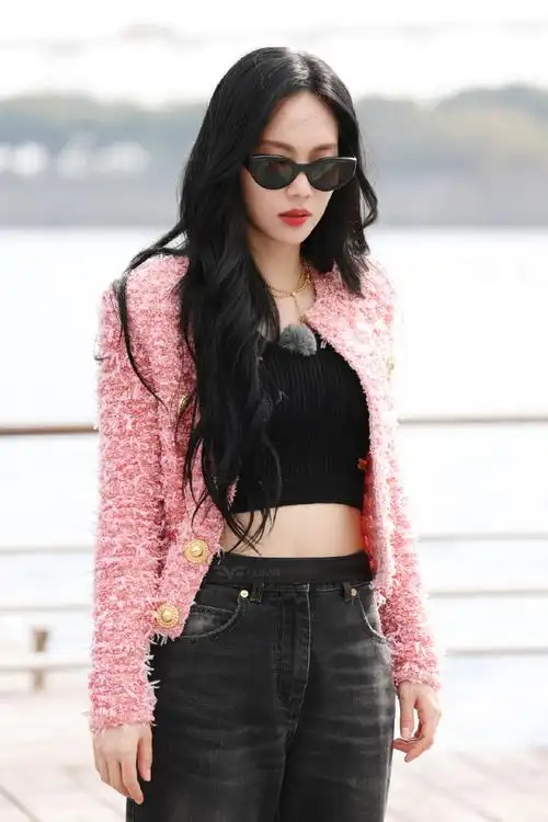 王霏霏takeapose##王霏霏新专辑上线##今日星拍放送