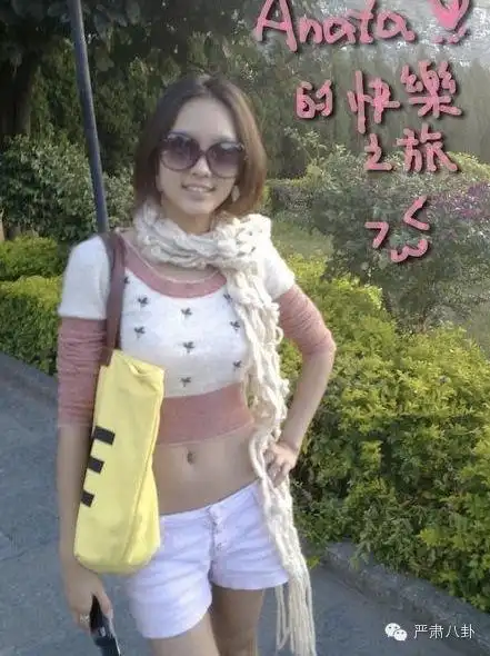 日常照片如下王颖王颖瑞丽模特王颖网上流传过的照片如下.