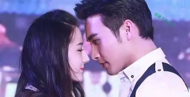 原创迪丽热巴也30岁了谁能娶到她我希望是张彬彬太爱他们的cp感了