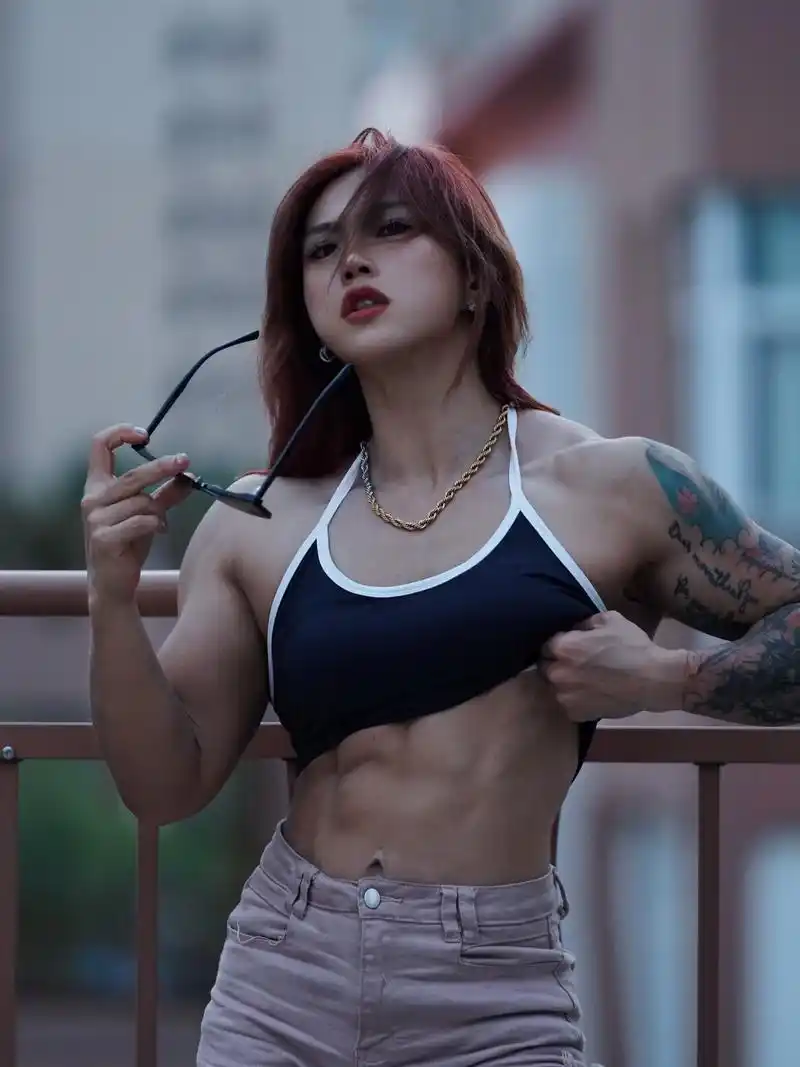 我要风 要雨 要江山.#腹肌 #健身 #辣妹 - 抖音