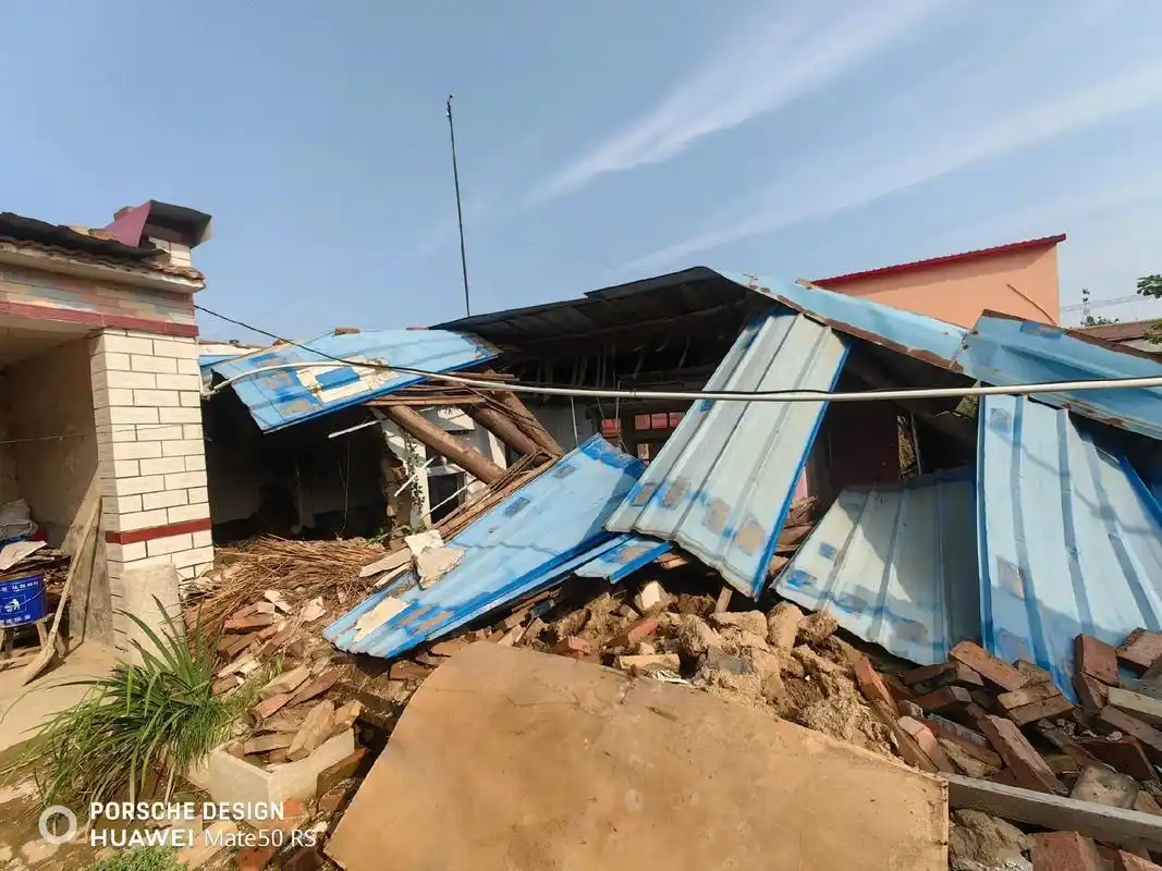 我的家!都塌了#我家老房子 #废墟 #天灾 - 抖音