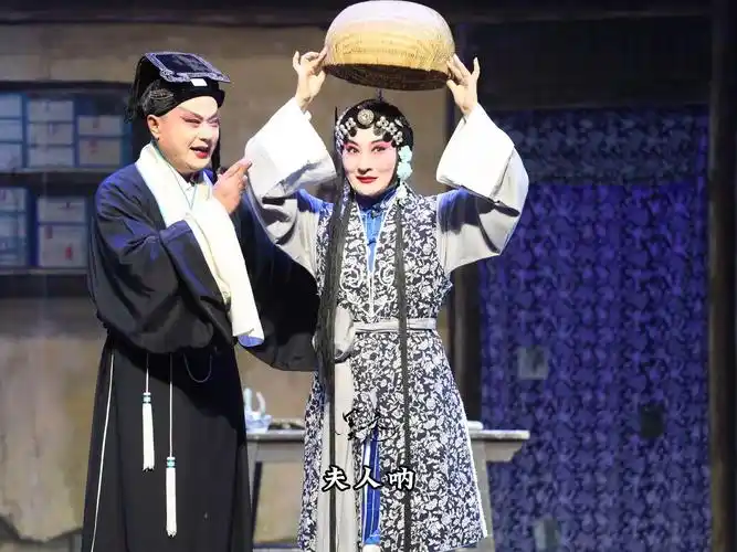 【淮剧陈澄】20240216马前泼水选段 说夫妻道夫妻(4k带字幕)