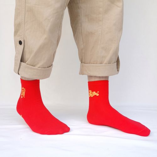 红色本命年袜子袜子男男女兔年鸿运中筒筒袜七星中筒袜